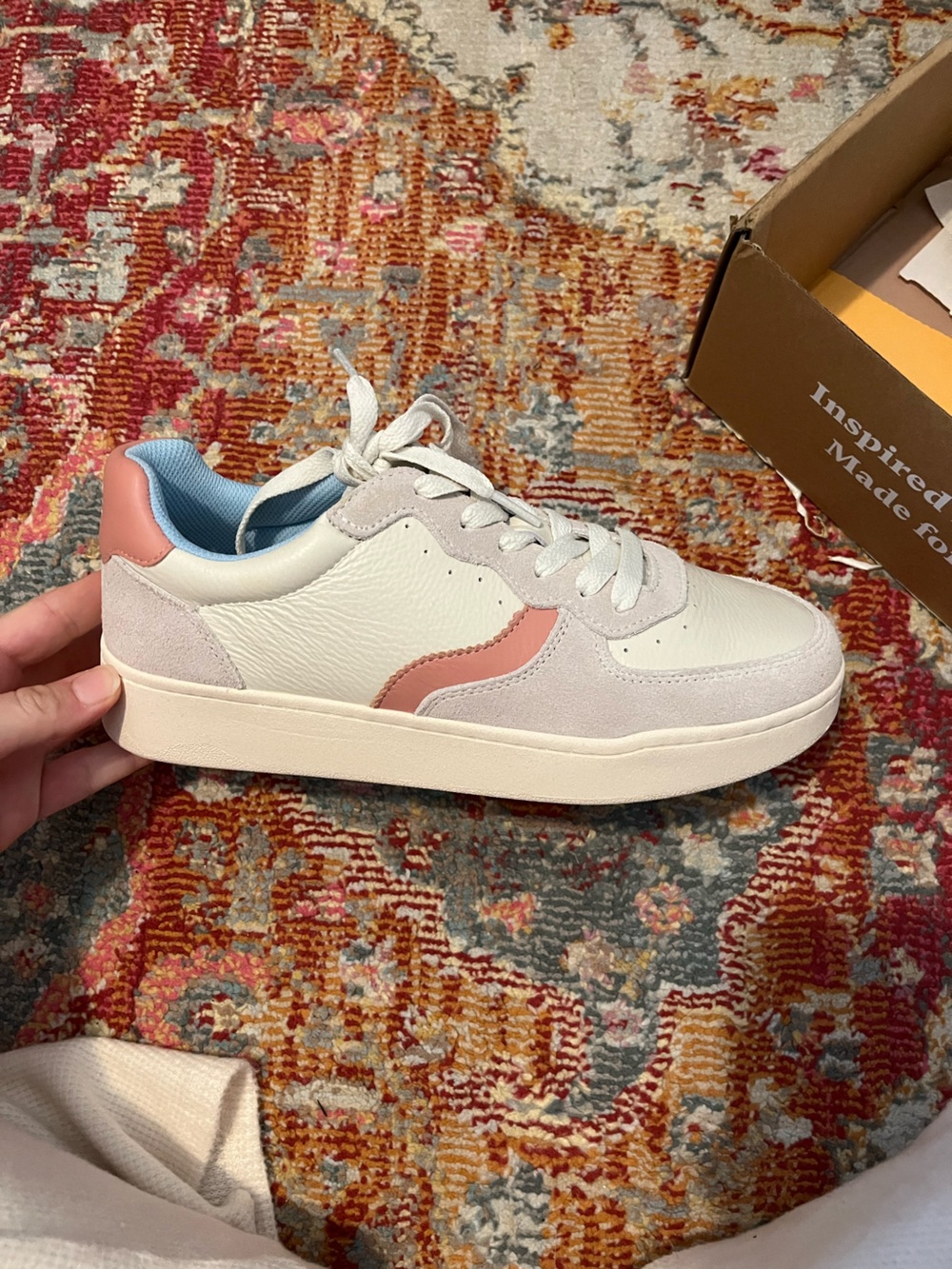 Soludos White and Blush Pink Low-Top Sneaker